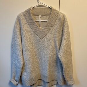 lululemon athletica Light Gray V-Neck Sweater